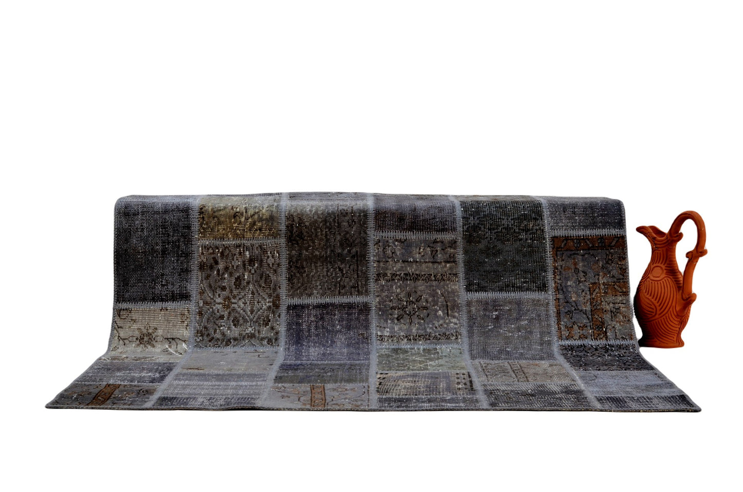 Handcrafted Patchwork Rug – Timeless Turkish Craftsmanship