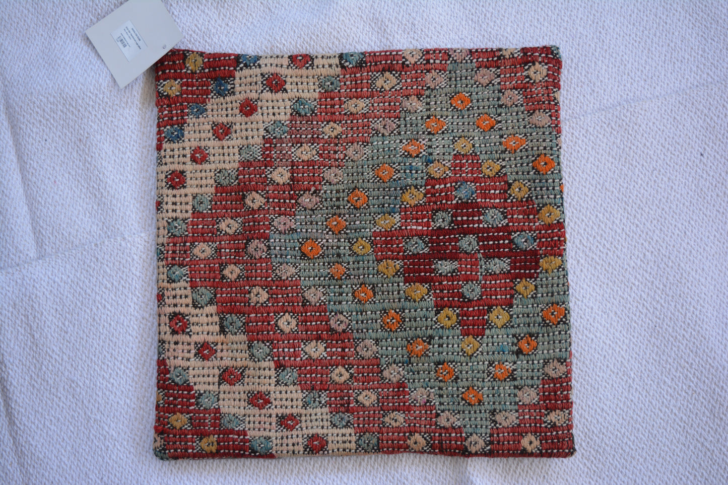 🪄 19.7” x 19.7” Vintage Rug Pillow Cover