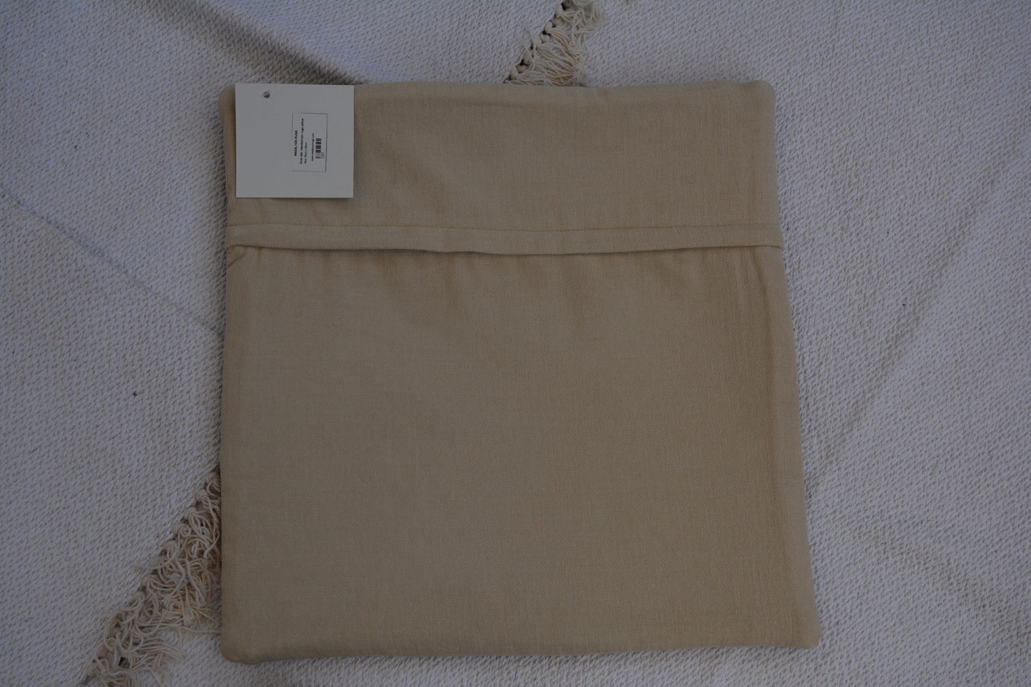 🪄 19.7” x 19.7” Vintage Rug Pillow Cover