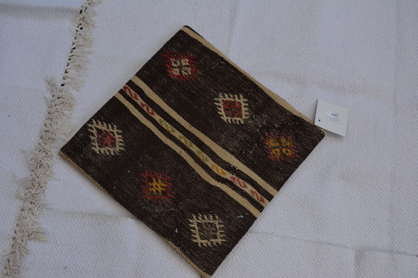 β¨ Vintage Rug Pillow Cover β 19.7β x 19.7β (50 x 50 cm)