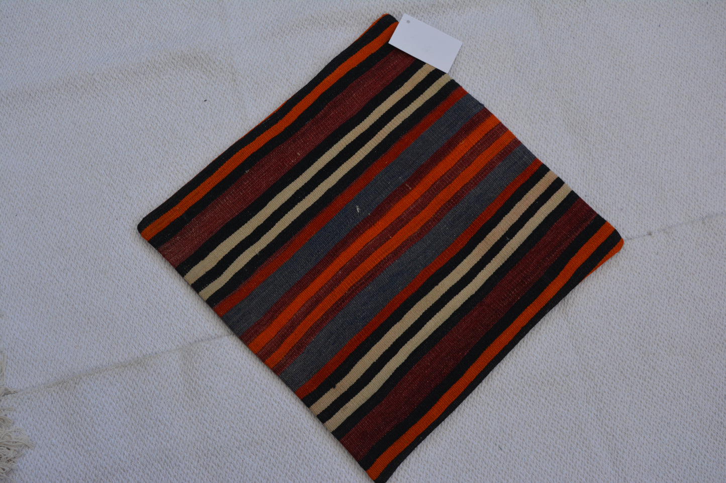 β¨ Vintage Rug Pillow Cover β 19.7β x 19.7β (50 x 50 cm)