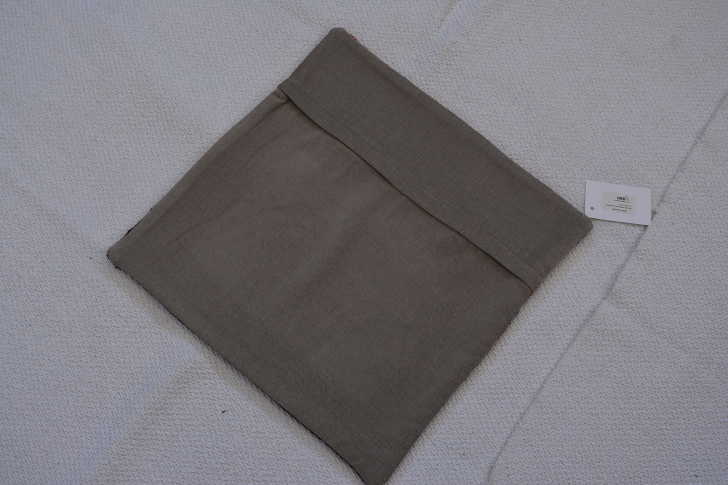 β¨ Vintage Rug Pillow Cover β 19.7β x 19.7β (50 x 50 cm)