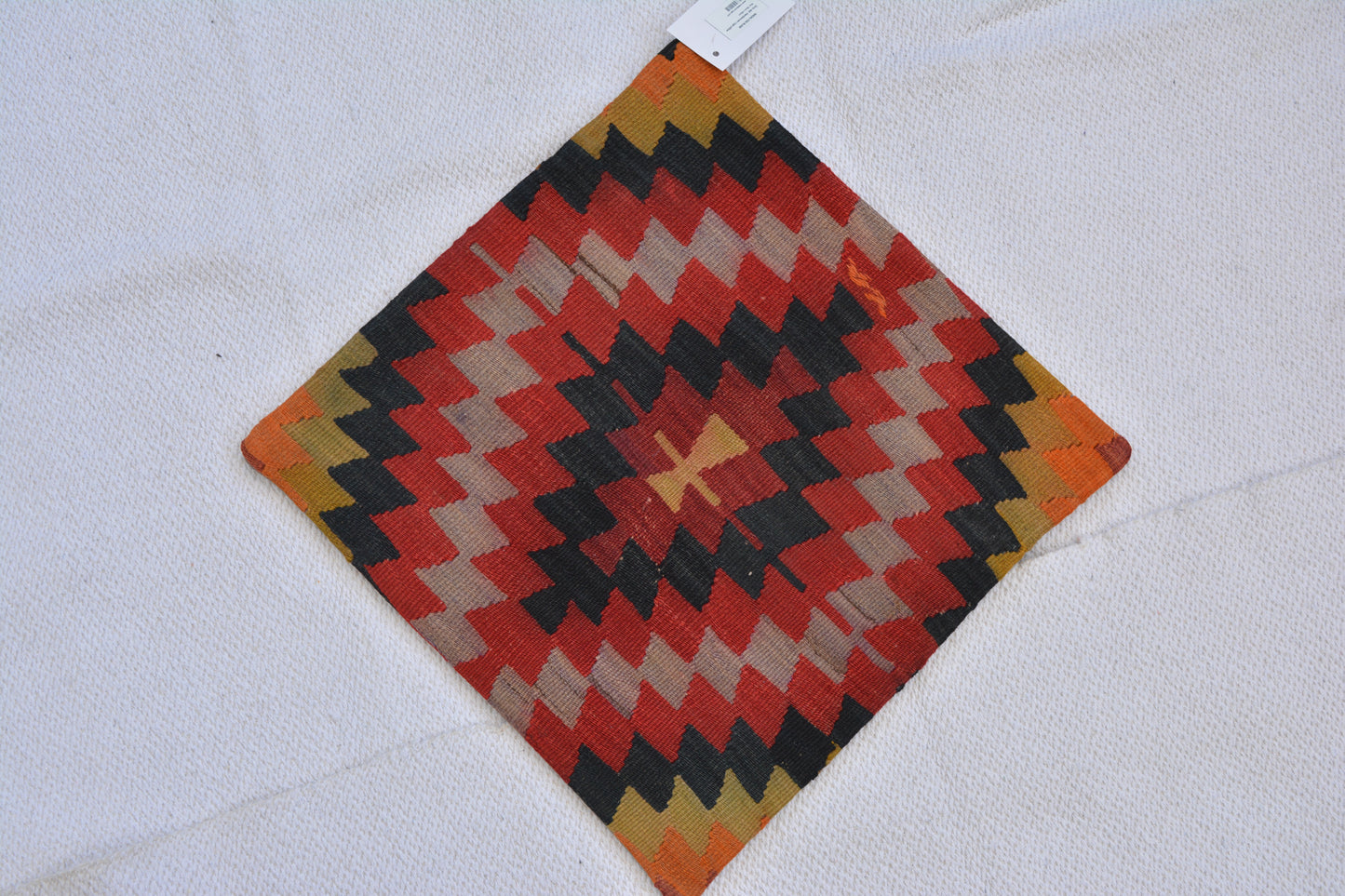 β¨ Vintage Rug Pillow Cover β 19.7β x 19.7β (50 x 50 cm)