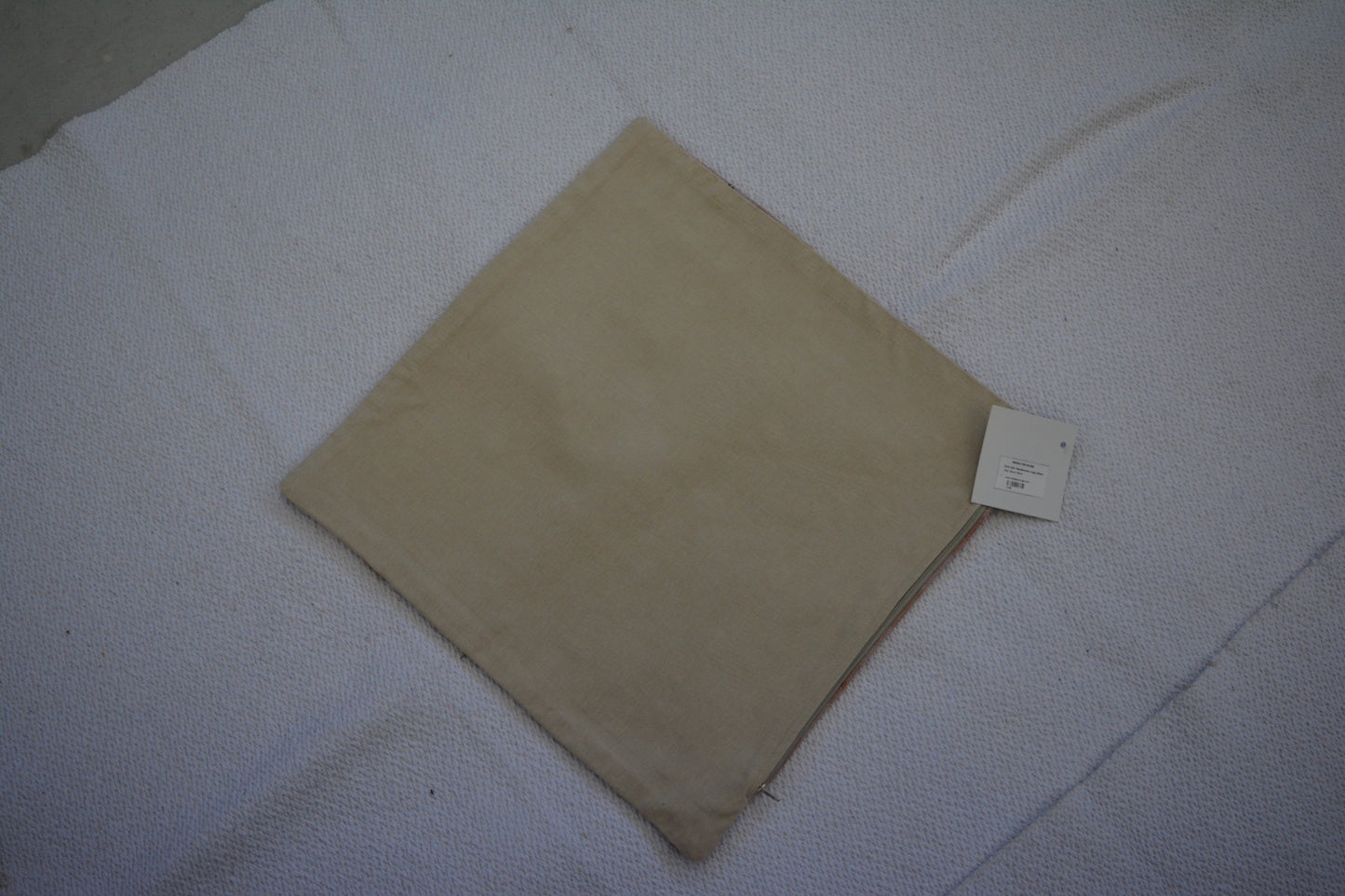 🪄 19.7” x 19.7” Vintage Rug Pillow Cover