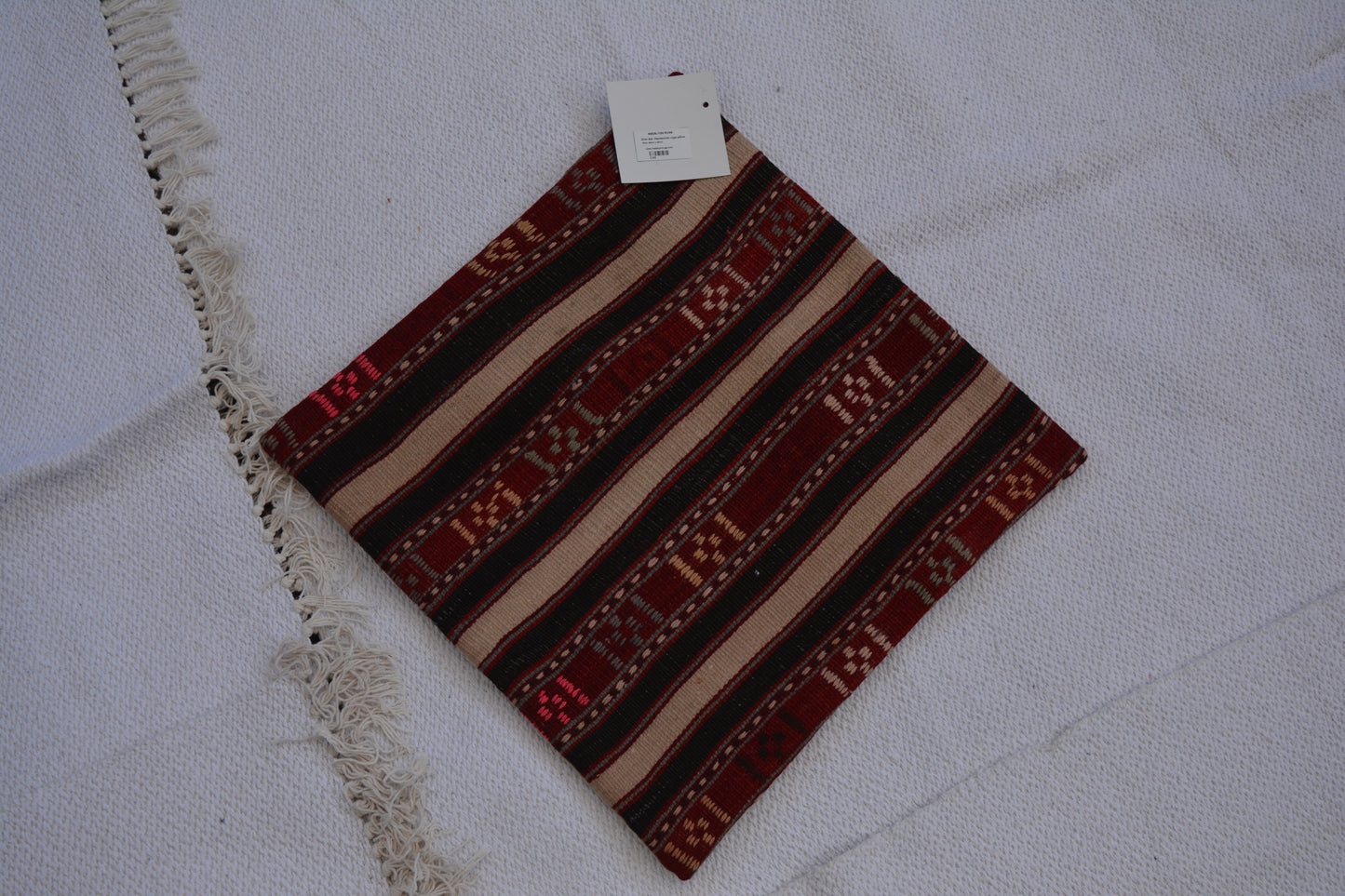 🪄 19.7” x 19.7” Vintage Rug Pillow Cover