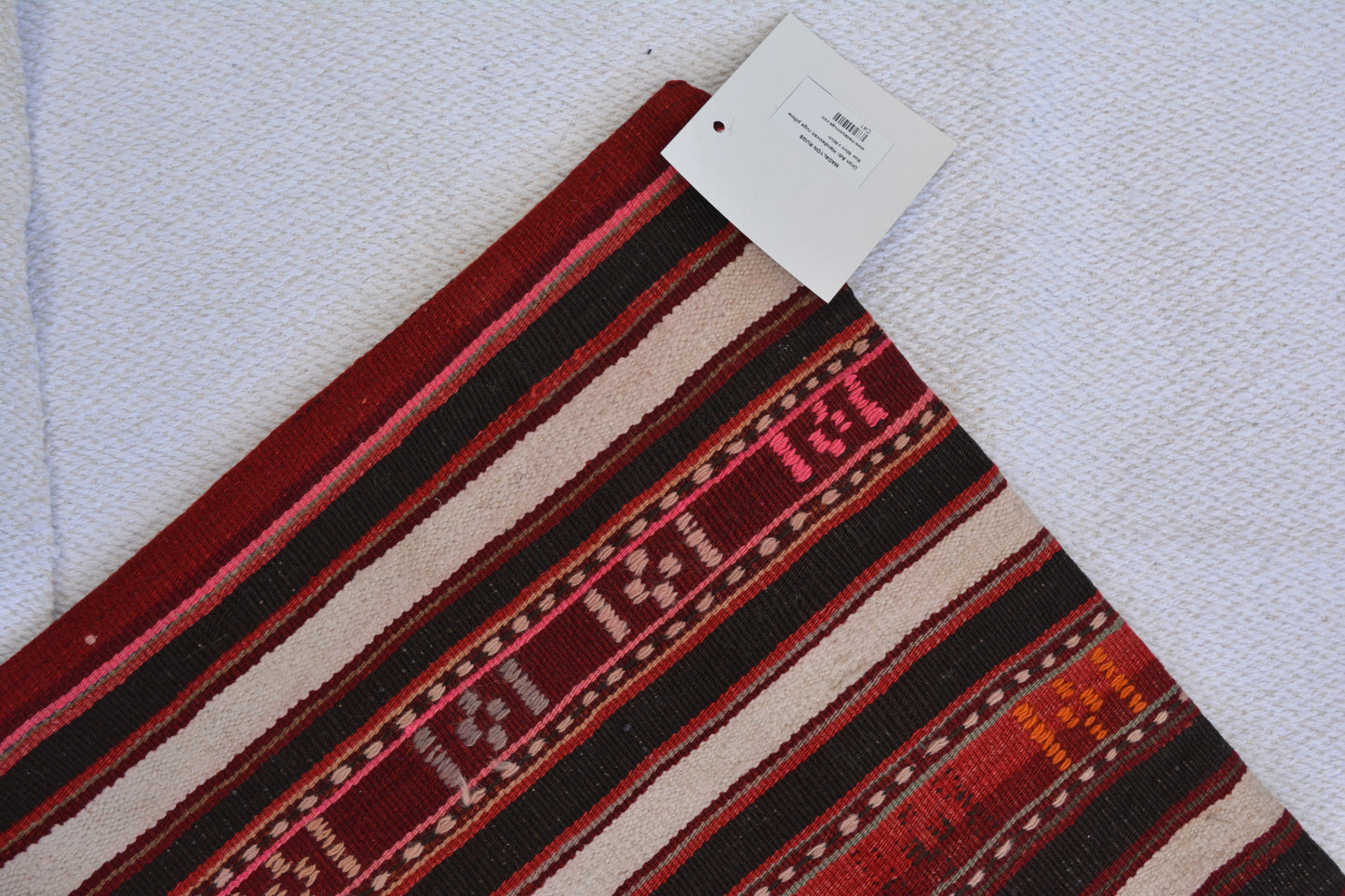 β¨ Vintage Rug Pillow Cover β 19.7β x 19.7β (50 x 50 cm)