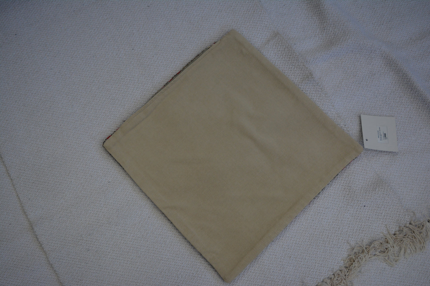 🪄 19.7” x 19.7” Vintage Rug Pillow Cover