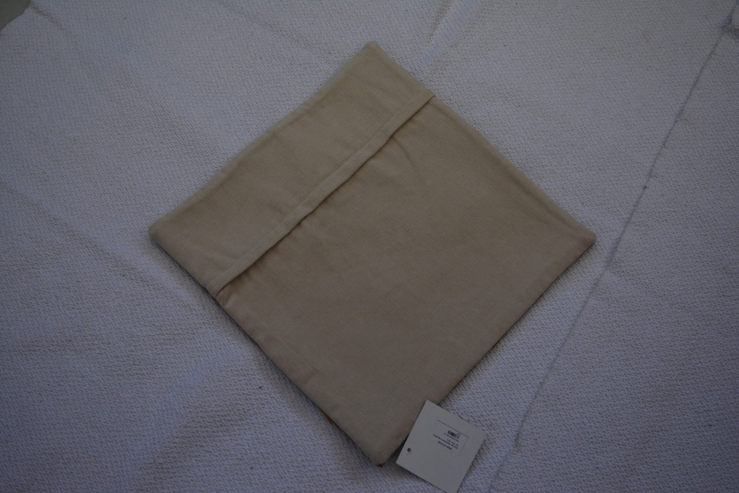 🪄 19.7” x 19.7” Vintage Rug Pillow Cover