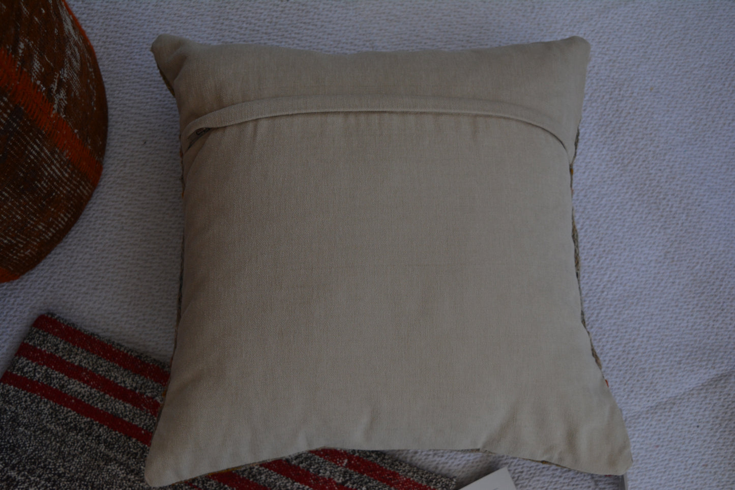 🪄 19.7” x 19.7” Vintage Rug Pillow Cover