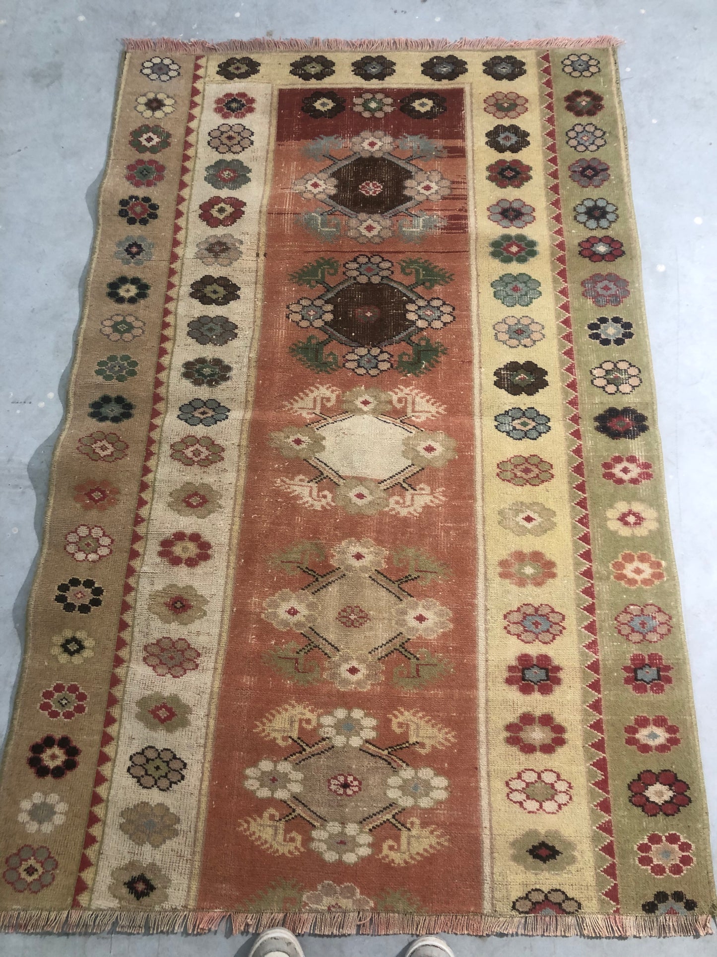 3.7x5.6 ft 🧵 Cream Anatolian Rug | Handwoven Wool Carpet