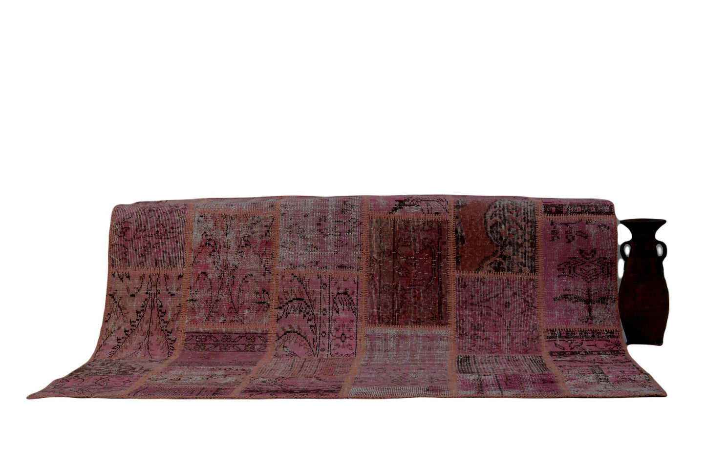 Handcrafted Patchwork Rug – Timeless Turkish Craftsmanship