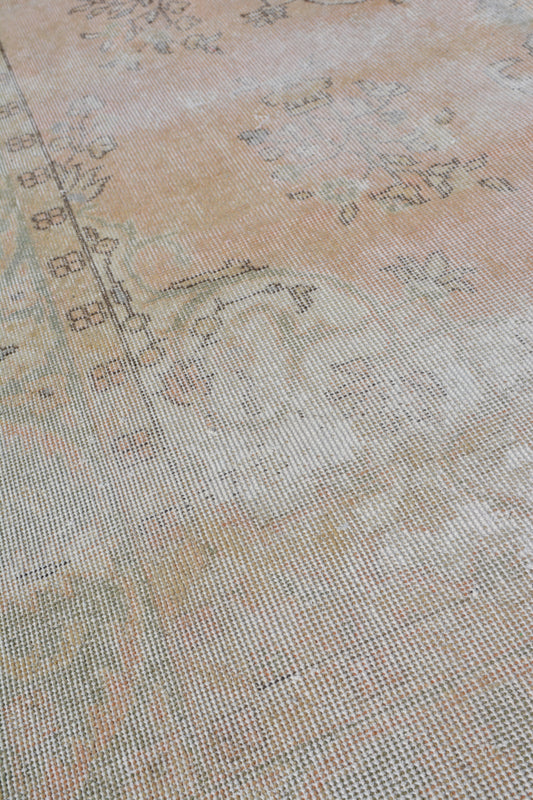 170x302 cm (5.6x9.9 ft) Anatolian Rug – Handwoven Yellow & Beige Wool Carpet