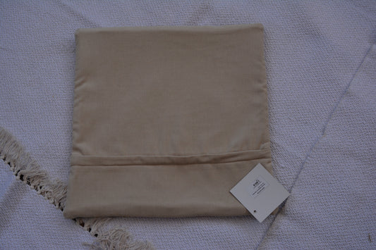 🪄 19.7” x 19.7” Vintage Rug Pillow Cover
