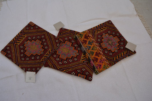 🪄 19.7” x 19.7” Vintage Rug Pillow Cover