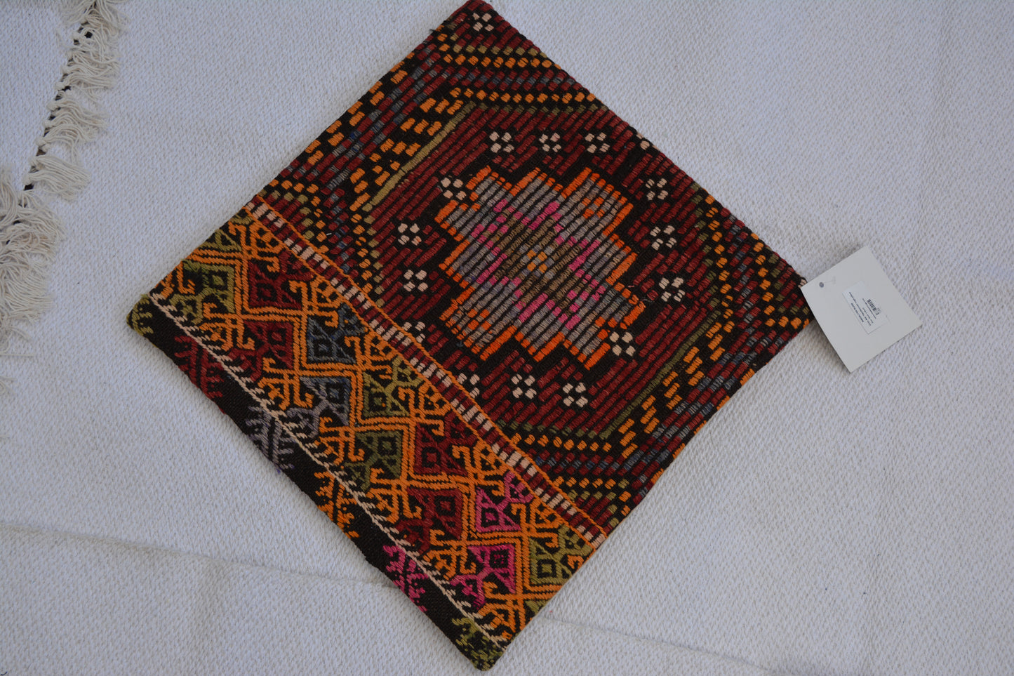 🪄 19.7” x 19.7” Vintage Rug Pillow Cover