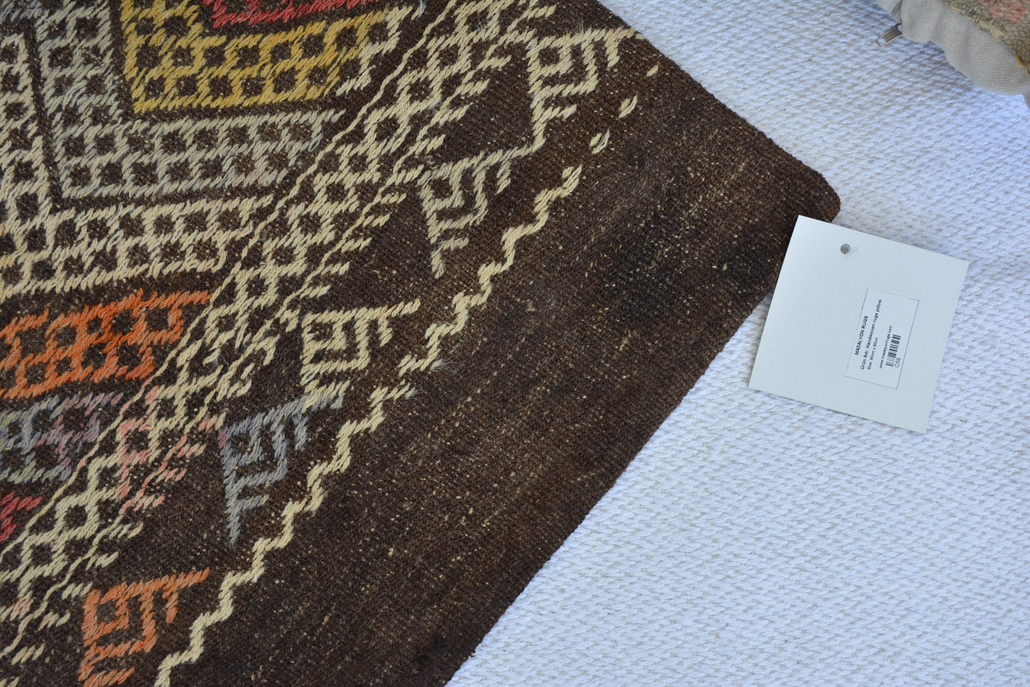 🪄 19.7” x 19.7” Vintage Rug Pillow Cover