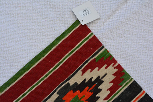 ✨ Vintage Rug Pillow Cover – 19.7” x 19.7” (50 x 50 cm)