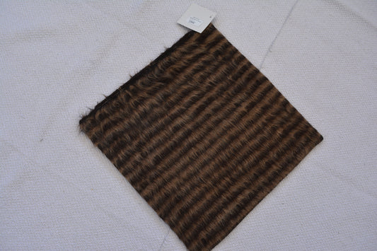 ✨ Vintage Rug Pillow Cover – 19.7” x 19.7” (50 x 50 cm)
