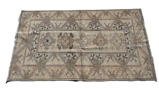 112x200 cm (3.7x6.6 ft) Anatolian Rug – Handwoven Beige Brown Vintage Wool Carpet