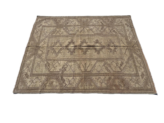 207x260 cm (6.8x8.5 ft) Anatolian Rug – Handwoven Beige & Coffee Wool Carpet